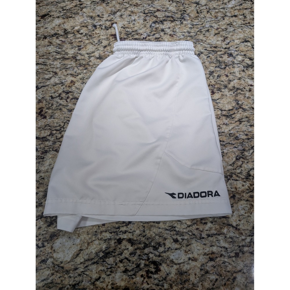 Diadora Mens White Soccer Athletic Shorts Size Large Logo Drawstring Waist